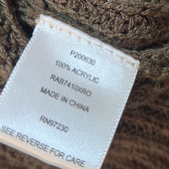 Ladies Long Split Sweater - Picture 7 of 9